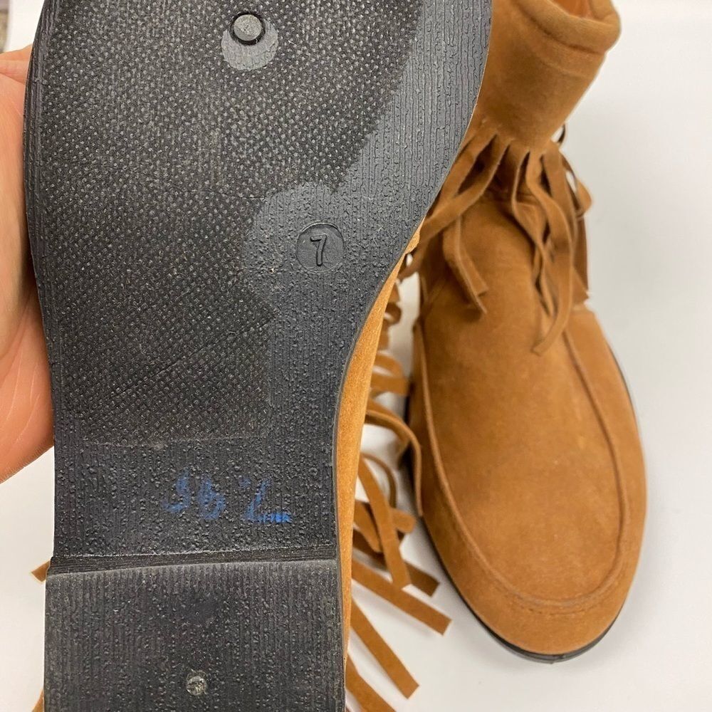 Blue Suede Shoes women’s soft brown fringe moccasin ankle boots sz 7 - Picture 5 of 6